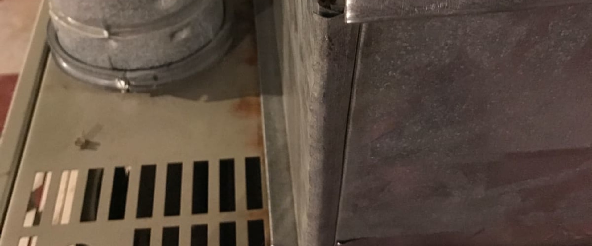 What should be used to seal leaks in ductwork?